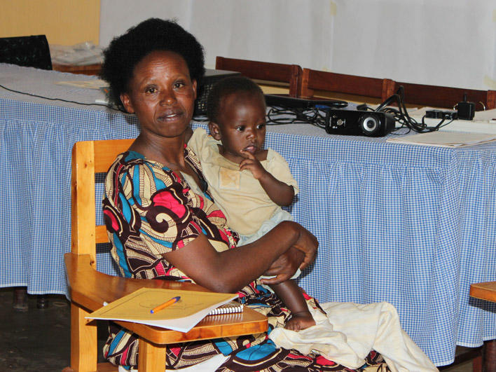 Congolese mother and infant in class